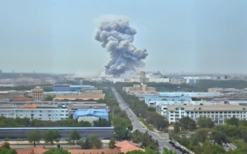 高密友道化學有限公司車間突發爆炸全力救援